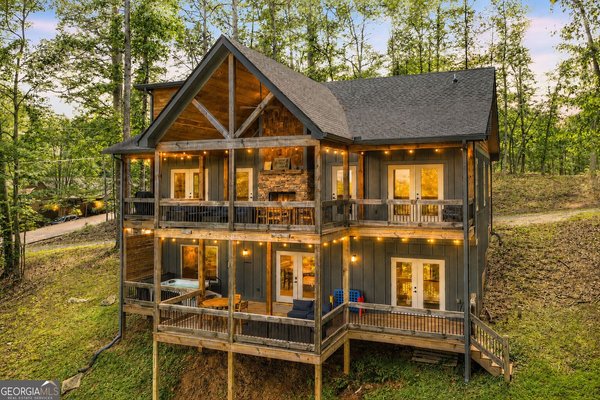 518 Mango Lane, Ellijay