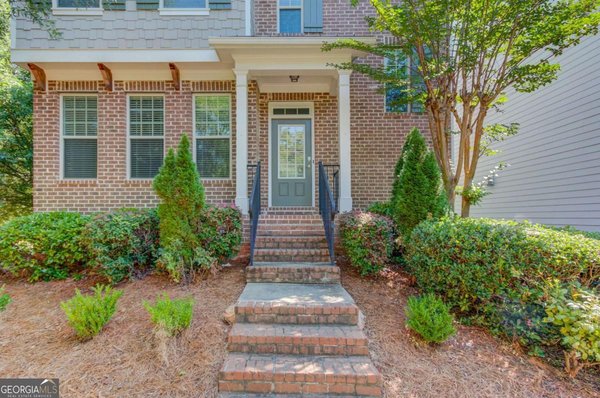 18 Privet Circle, Suwanee