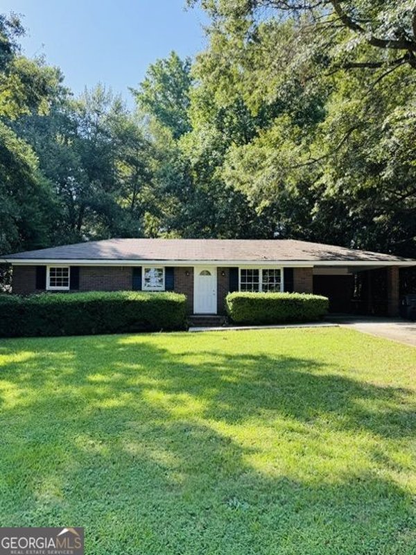 245 Bruce Street, Loganville