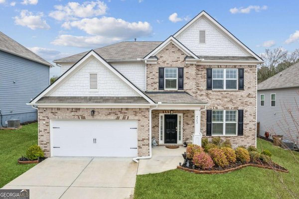 main picture of 4365 Sunflower Circle, Cumming