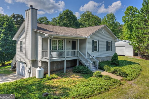 96 Creekside Drive Mccaysville