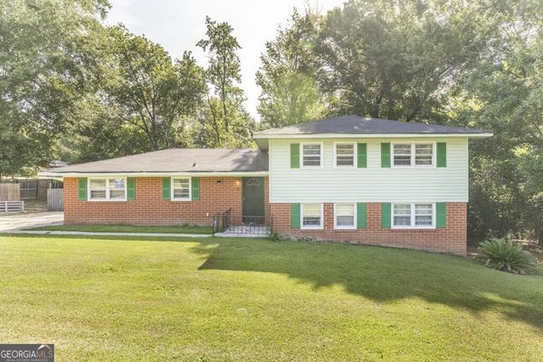 4404 Fairfax Drive, Macon