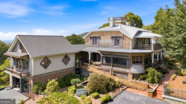 684 Grandview Avenue Mount Airy