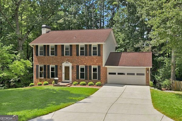 120 Lakeland Way Roswell