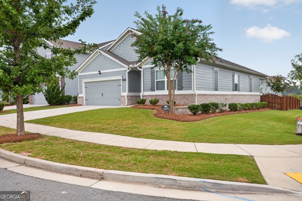 6750 Star Gaze Court, Flowery Branch