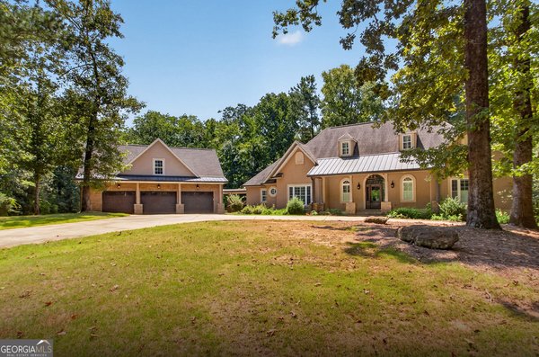 210 Loraine Forest Drive, Macon