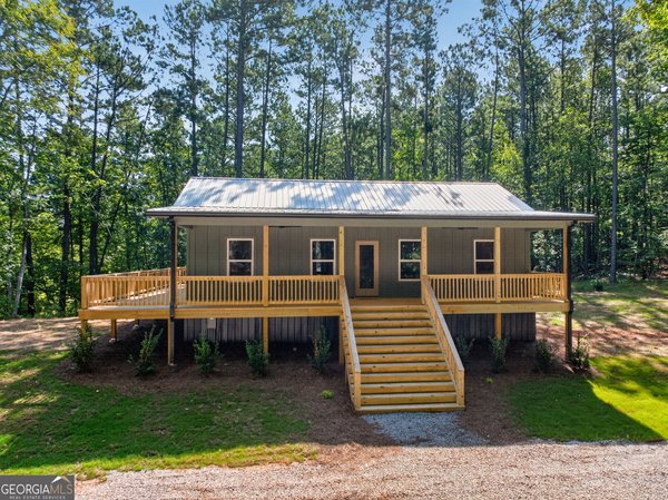 227 Starboard Trail, Sparta