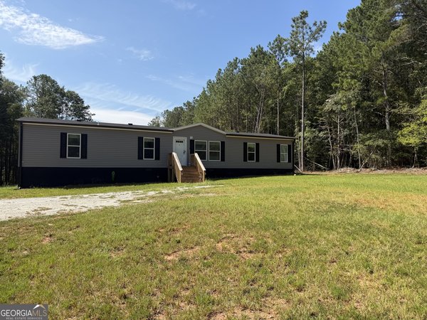 1617 Sweet City Road, Elberton