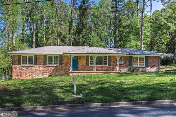 2933 Shelly Drive Atlanta