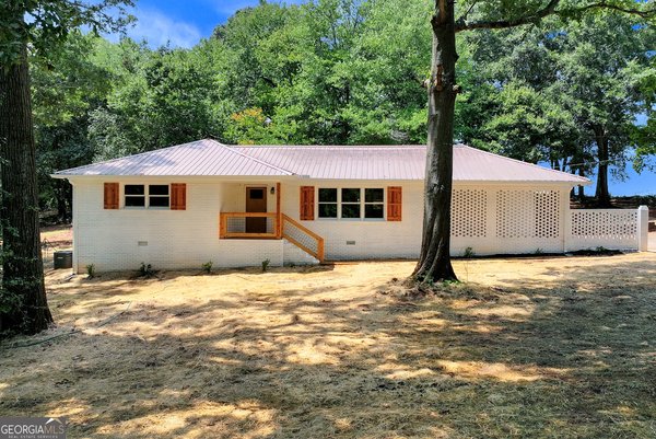 2357 Comer Road, Comer