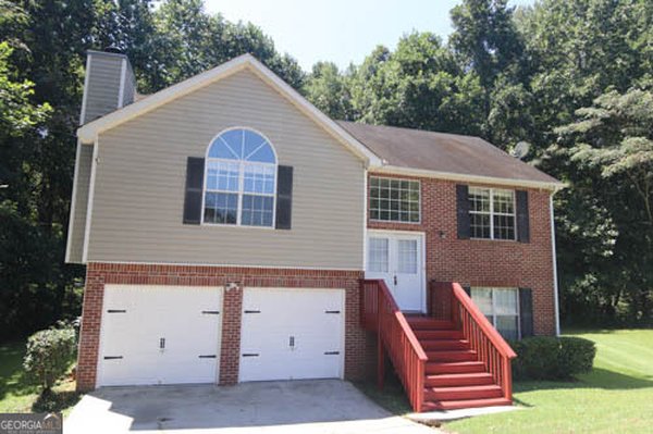 1094 Sugarcreek Way Riverdale