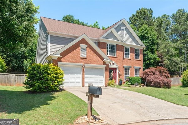 1335 Lyndhurst Way Roswell