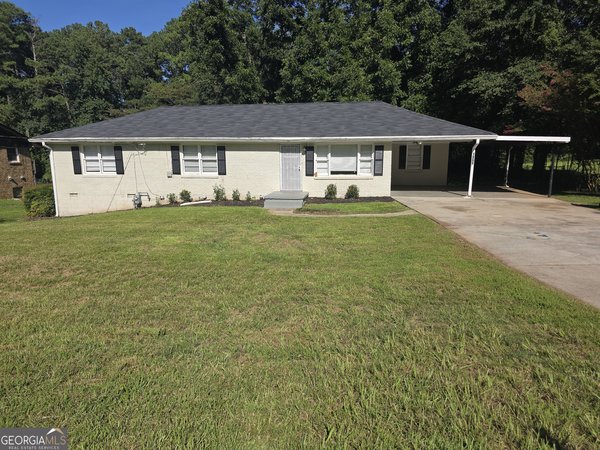 1868 Mclain Lane Decatur