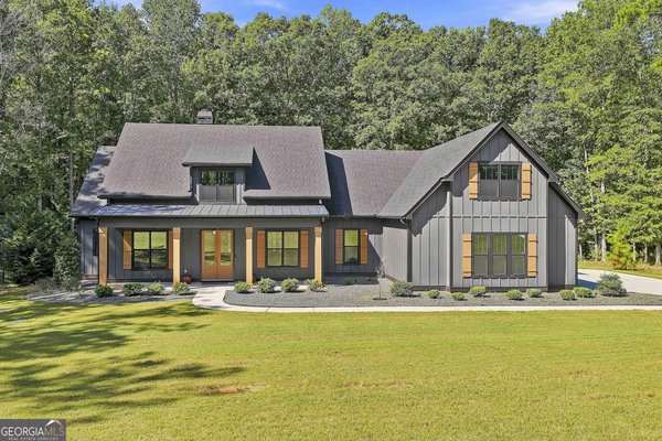 180 Lawshe Farm Drive, Senoia