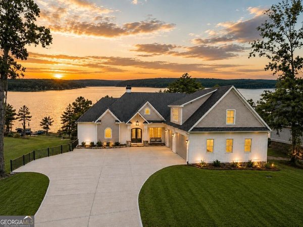 175 Harmony Bay Drive, Eatonton