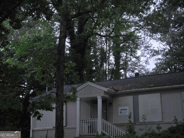 1907 Oak Valley Road Decatur