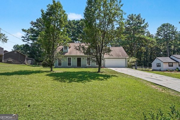 9042 Chestnut Lake Drive Jonesboro