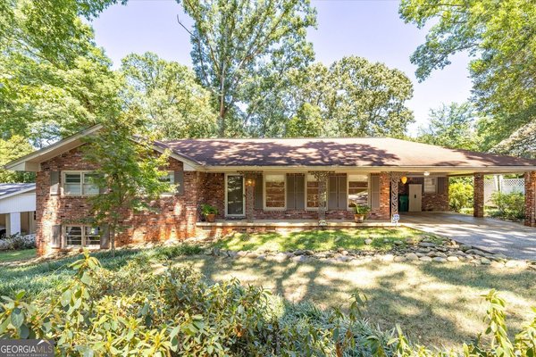 2315 Lavista Woods Drive Drive, Tucker
