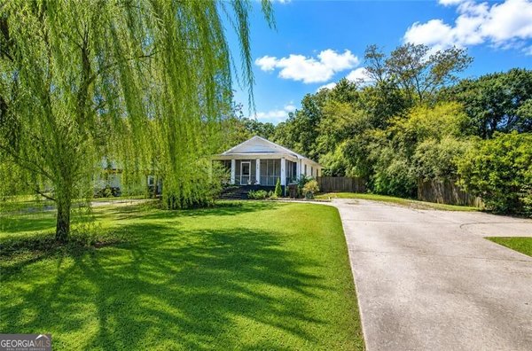 219 Etowah Drive, Cartersville