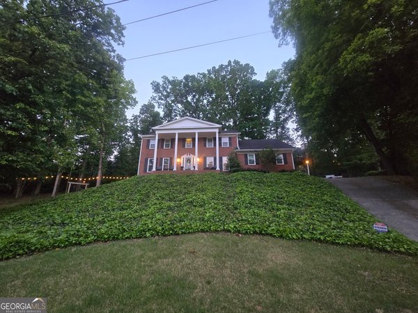 5434 Dunwoody Knoll Court, Dunwoody
