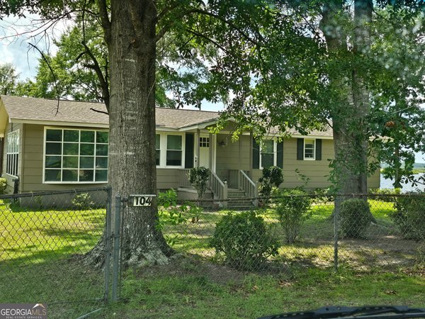 104 Sioux Circle Ivey