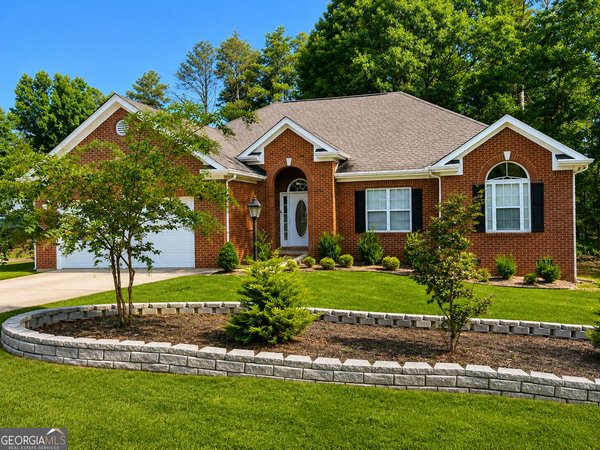 136 Eagles Nest Circle Carrollton