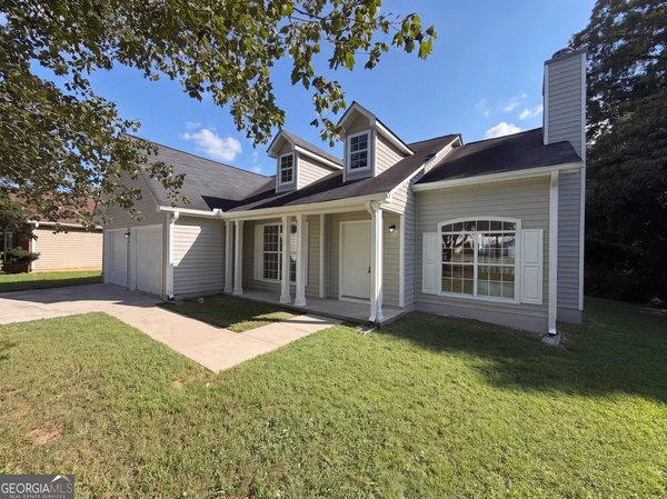 1088 Meadow Glen Circle Fairburn