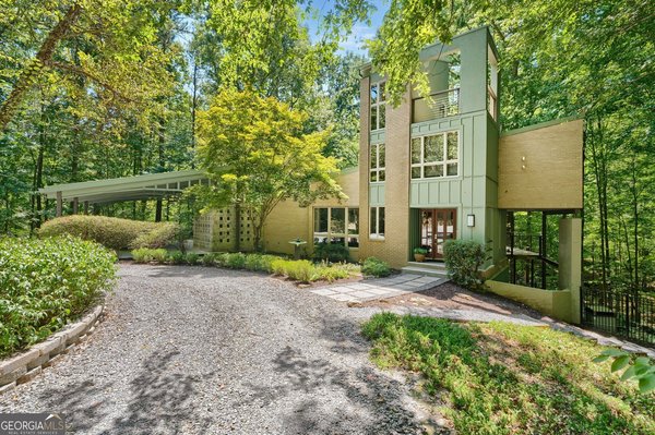 126 Nickajack Road, Mableton