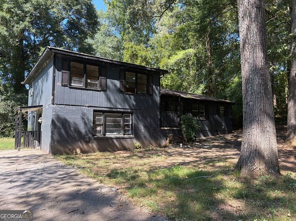 7126 Pineview Covington