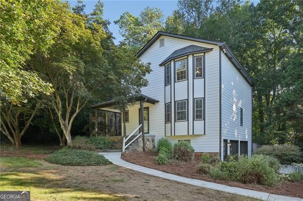 1104 Staples Drive, Lilburn