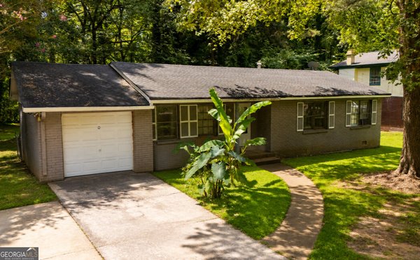 613 Sheppard Rd, Stone Mountain