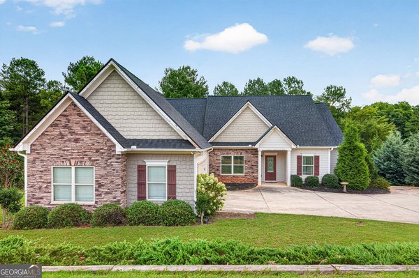 2854 Shadowstone Way, Winder