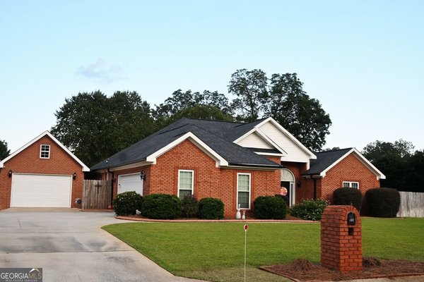 102 Starky Place, Warner Robins