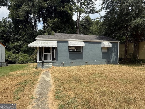 2557 Loghaven Drive Atlanta