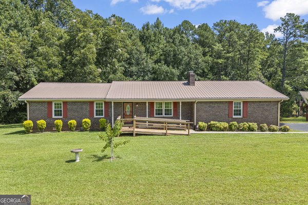8050 Hog Mountain Road, Statham