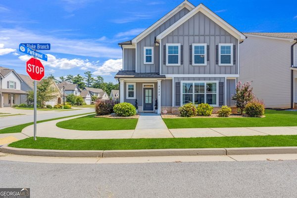 5222 Blake Branch Flowery Branch