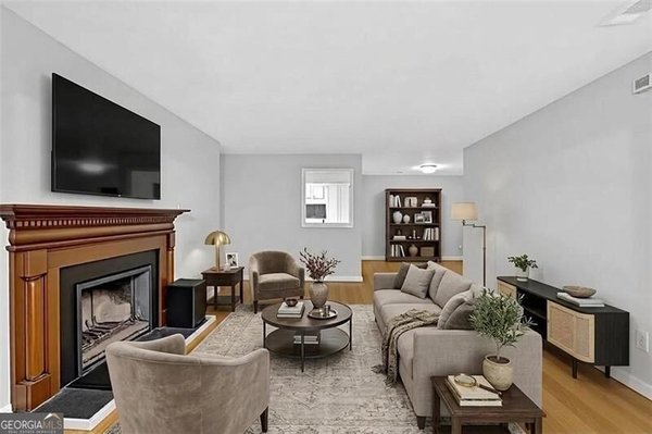 1004 Vicksburg Place Atlanta