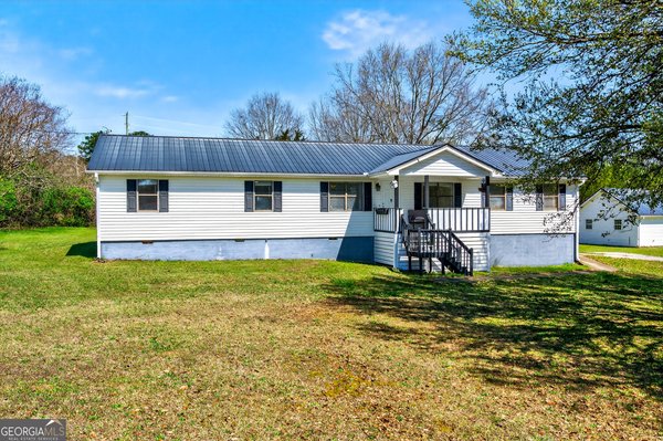 5 Hearthstone Drive Stockbridge