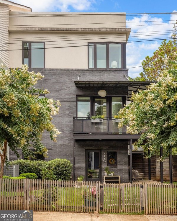220 Wilbur Avenue, Atlanta