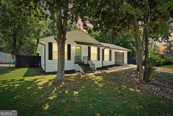 83 Sunset Lane Newnan