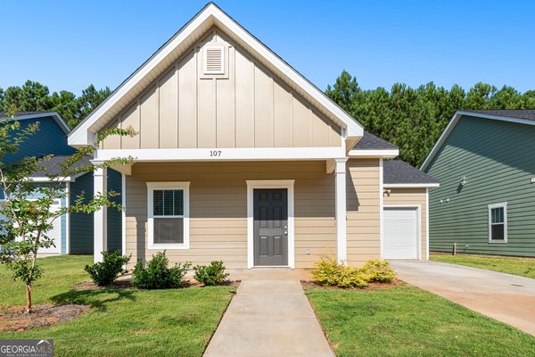 107 Lenox Circle Lagrange