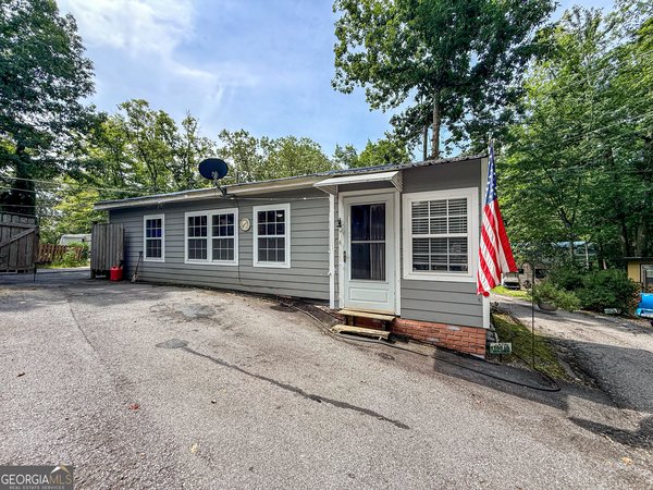 1168 Mountain Shadows Drive Cleveland