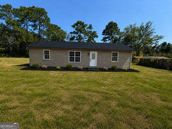 81 Daphney Lane Statesboro