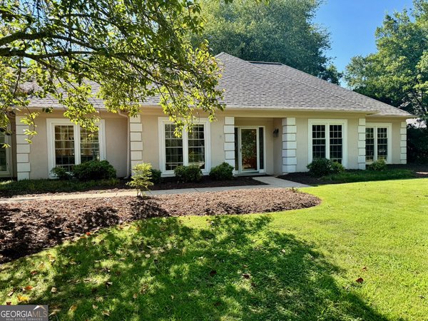 11860 Wexford Club Drive, Roswell