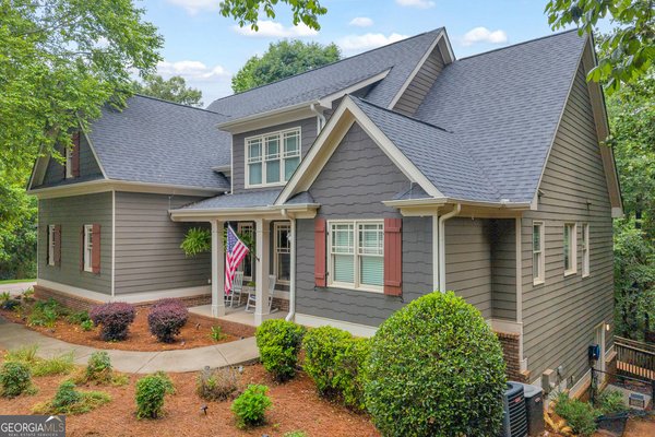 122 Albright Court, Commerce