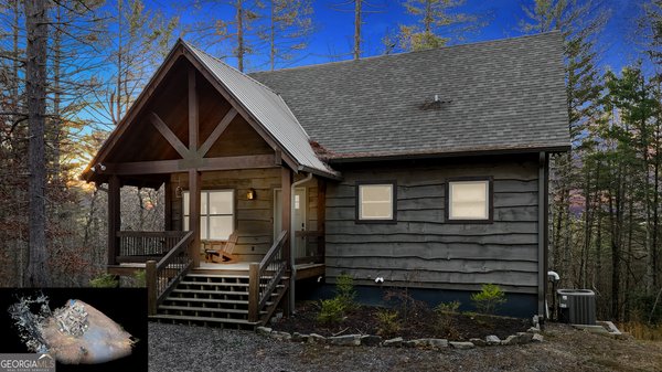 345 Deer Trail, Mineral Bluff