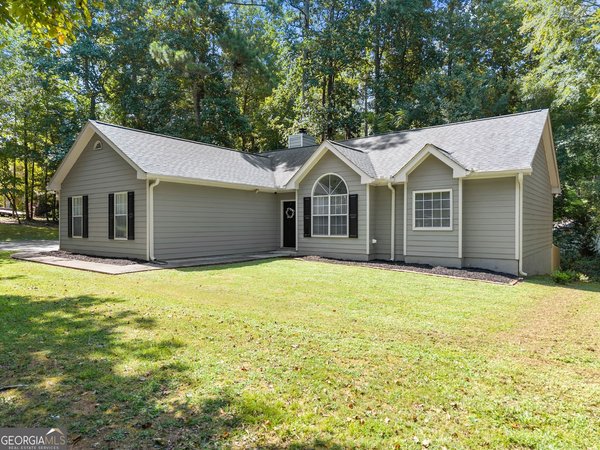 4444 Bos Way, Loganville