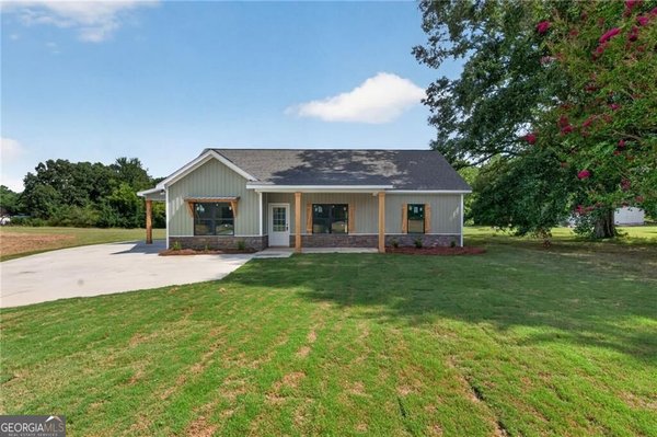 81 WIEUCA Way Cedartown