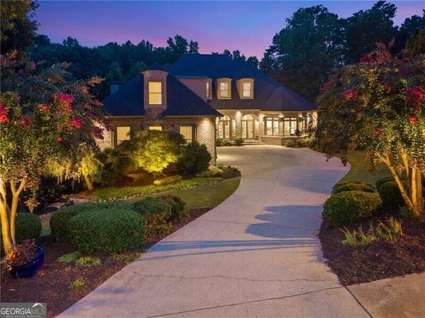 2915 Spindletop Drive, Cumming