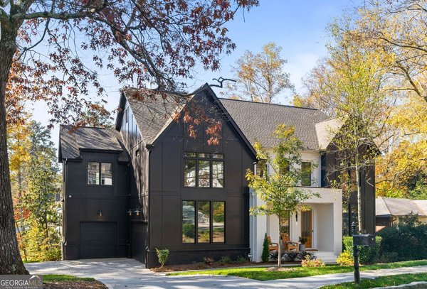 1409 Cheshire Way, Brookhaven